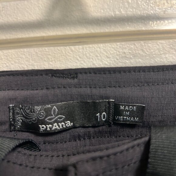 Prana Black Capris size 10 - Picture 3 of 4